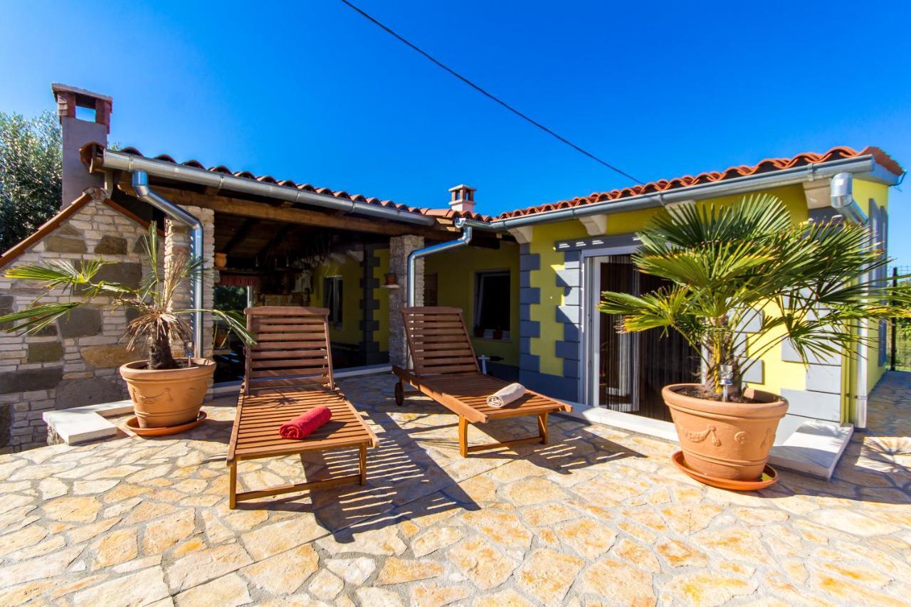 Holiday Home Bukovac بولا المظهر الخارجي الصورة