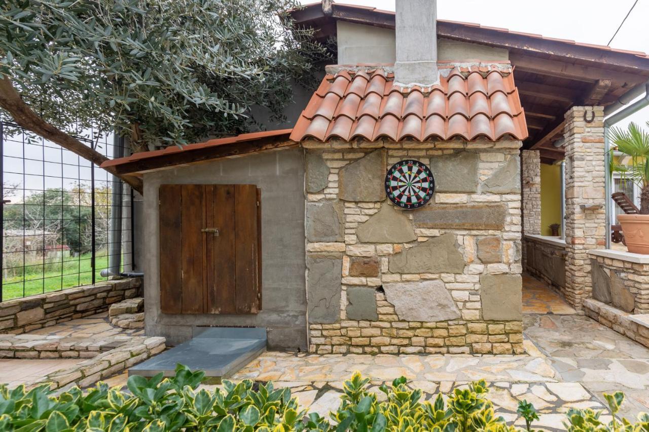 Holiday Home Bukovac بولا المظهر الخارجي الصورة
