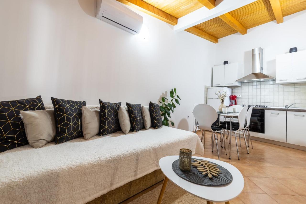 Holiday Home Bukovac بولا المظهر الخارجي الصورة